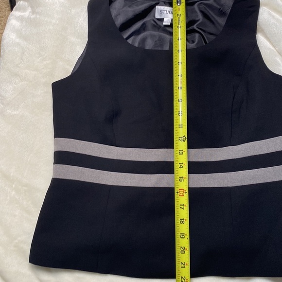 Sleeveless Black Blouse Size L - Picture 5 of 9